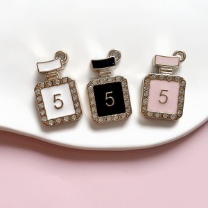 Phụ kiện móc khó<span class=keywords><strong>a</strong></span> hình chai nước hoa nhự<span class=keywords><strong>a</strong></span>, móc khó<span class=keywords><strong>a</strong></span> điện thoại tự làm, <span class=keywords><strong>3</strong></span> màu hồng trắng đen, móc khó<span class=keywords><strong>a</strong></span> nhự<span class=keywords><strong>a</strong></span> resin - Product Image 3