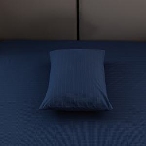 Taie d'oreiller brodée en tricot de mélange de coton et fibre d'argent antistatique et de mise à la terre - Coton biologique écologique personnalisable de haute qualité pour la maison - Product Image 1