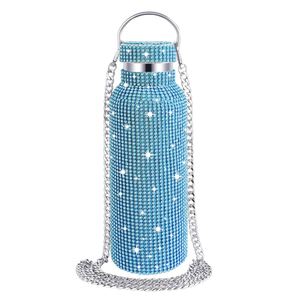 Botella de agua con aislamiento al vacío de 500ml (17oz) con diamantes de imitación, diseño viral y cadena para transportar. - Product Image 6