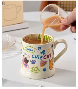 OEM Hochwertige Cremefarbene Keramiktasse im Lustigen Koreanischen Stil mit Cartoon-Schmetterling-Graffiti für Büro, Cafés, Paare, Frühstück und Partys - Product Image 4