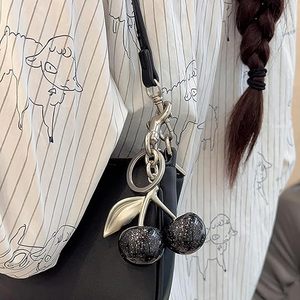 Llavero de cereza de puerta a puerta, accesorios para llaveros y dijes de bolso, regalos para mujer, colgante para bolso, envío inmediato - Product Image 3