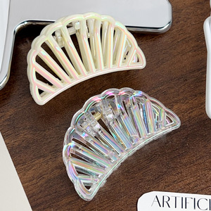Nouvelle pince à cheveux demi-cercle colorée de 7,2 cm, pince à cheveux creuse en plastique, accessoires pour cheveux pour femmes - Product Image 4
