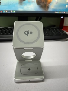   Cargador Inalámbrico 3 en 1, Soporte de Carga Rápida de 15W, Plegable, Magnético, Portátil, para Teléfonos Celulares, Cargador Eléctrico - Product Image 6