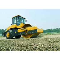 Compacteur vibrant à tambour unique RS8200 de 20 tonnes, force d'excitation de 360/280 kN pour le compactage de roches et de sols