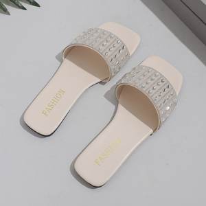 6030 nouveau petit Style parfumé tête carrée décontracté un mot chaussures pour femmes grande taille couleur diamant fond plat Cool pantoufles - Product Image 5