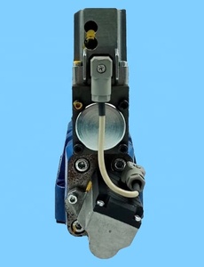 R901105318 4WRLE 16 V150P-3X/G24ETK0/A1M วาล์วควบคุมทิศทางไฮดรอลิกแบบสัดส่วน - Product Image 1