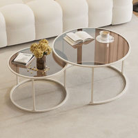Ensemble de tables basses gigognes personnalisées et durables, design moderne avec verre cannelé et structure en acier inoxydable, mobilier de luxe pour salon, idéal pour petits espaces
