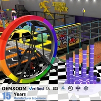 Parc de trampolines interactif tout-en-un pour intérieur, grand format, pour parents et enfants, équipement de parc d'attractions personnalisable, fabricant