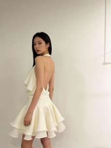 Falda Ecológica Casual Dulce con Doble Volante y Cintura Natural de Acetato Blanco Arroz, Estilo Halter, para Mujeres Jóvenes - Pure Desire - Product Image 2