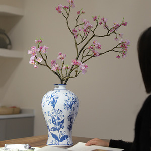 2024 nuovo vaso blu e bianco porcellana di alta qualità giglio della valle prugna vaso soggiorno ceramica vaso di fiori ornamenti - Product Image 2