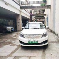 Dongfeng Aeolus E70 Berline Électrique 4 Portes 5 Places Véhicule à Énergie Nouvelle avec Autonomie de 401-500 km Batterie de 50,23 kWh En Stock