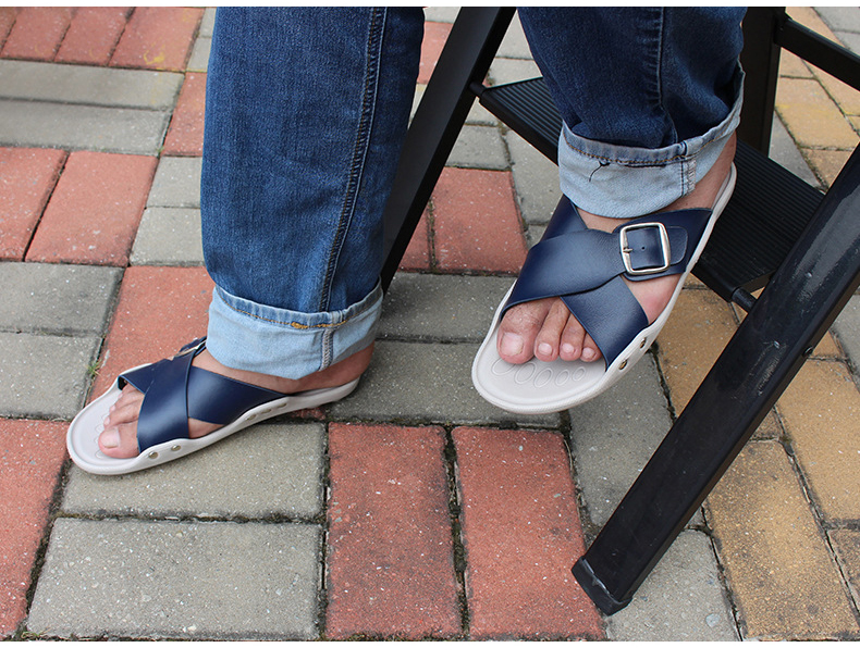 Outdoor Imitation Leather Beach Sandals Shoes Men Slides Casual Sandals Slippers