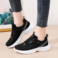 Vente chaude femmes baskets chaussures de Sport respirant tricot semelle épaisse coussin antidérapant femmes chaussures de Sport chaussures de course formateurs