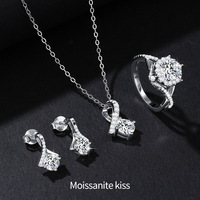 Parure de bijoux en argent S925 et moissanite, style luxe léger, comprenant boucles d'oreilles, collier et bague, pour femme, idéale pour mariage et soirée