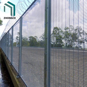 Rete metallica 358 ad alta sicurezza zincata a caldo 3mm/4mm recinzione per giardini prigioni e confini natura trattata a pressione legno - Product Image 6