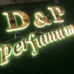 Papan reklame tanda emas lampu latar kustom perusahaan Led Sgin besi tahan karat dalam ruang luar ruangan bisnis toko tanda