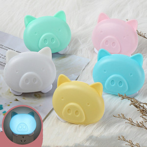 Venta caliente Piggy Design Model Led Lámpara de mesa Creative Cute Decoration Light Kids Night Light - Product Image 2