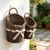Panier mural rustique en osier fait main, panier de rangement suspendu en rotin pour la décoration de la maison et du jardin de style ferme