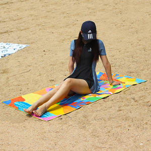 定制标志轻质环保快干超细纤维RPET回收无沙数码印花抗菌沙滩巾 - Product Image 5