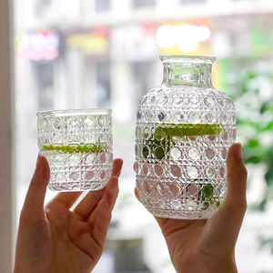 Ensemble de <span class=keywords><strong>carafe</strong></span> en verre gaufré vintage pichet et <span class=keywords><strong>carafe</strong></span> de nuit de chevet avec gobelet pour cadeau promotionnel de supermarché - Product Image 5