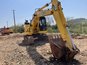 รถขุดไฮดรอลิกตีนตะขาบ Komatsu PC138US มือสองคุณภาพสูง สภาพเดิมๆ สีเดิมๆ ราคาถูก - Product Image 6
