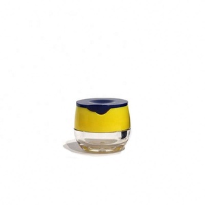 <b>Plastic</b> ABS Honey Pot Lip Balm Container Cute Empty Lip Balm <b>Jar</b> With Spatula - Product Image 2