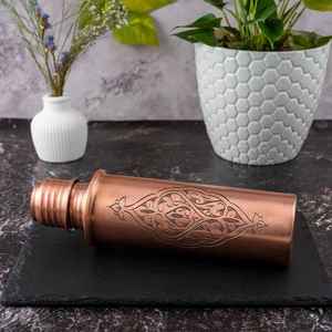 Botella de Agua de Cobre de Alta Calidad, Diseño a Prueba de Fugas para un Estilo de Vida Saludable e Hidratación Diaria, Disponible al Mejor Precio - Product Image 5