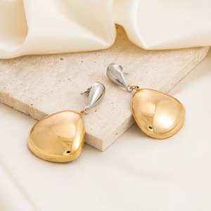 แฟชั่นต่างหูสแตนเลสสตีลทูโทนชุบทองดอกไม้ใบหยดน้ำดีไซน์เครื่องประดับปาร์ตี้ EH11281 - Product Image 3