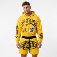 Ensemble de survêtement rétro délavé avec lettres en strass, comprenant un sweat à capuche zippé et un short de survêtement, style streetwear hip-hop