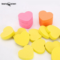 Beauté planète vente chaude en forme de coeur doux maquillage éponge pour le visage Portable cosmétique haute qualité fond de teint bouffée en gros
