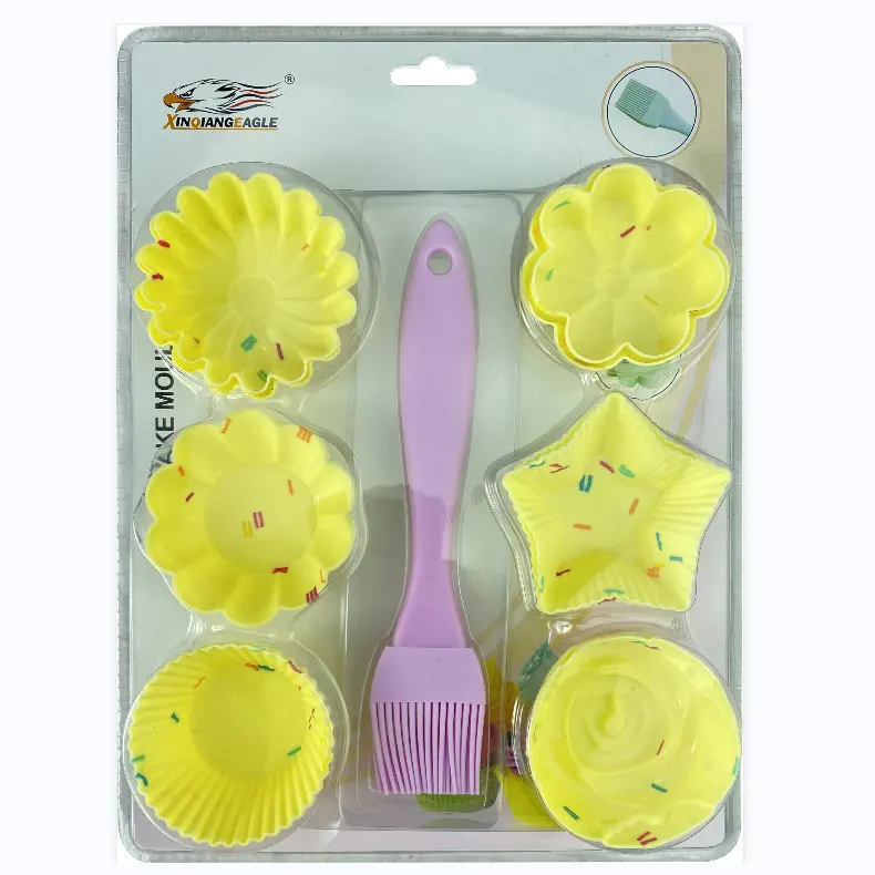 Feixiong OEM accepté réutilisable 13 pièces outils de cuisson et de pâtisserie bricolage moule à gâteau en Silicone avec brosse moules à muffins en Silicone