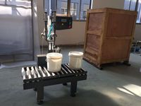 Machine de remplissage par le haut et par immersion à tête unique de 0,5 à 10 kg, haute précision, pour liquides en fût, industrie alimentaire et chimique