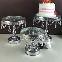 Support à gâteau en métal de style européen avec plateau en verre pour décorations de mariage à usage domestique ou présentation de table à dessert