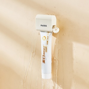 Dispensador automático de pasta de dientes multifuncional de plástico, soporte de pared para cepillos de dientes para el hogar - Product Image 5