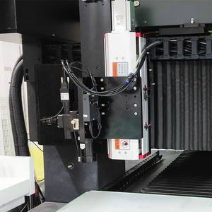 50w <span class=keywords><strong>75w</strong></span> 100w ขายร้อนความแม่นยําสูง Picosecond เครื่องตัดเลเซอร์แก้วสําหรับตัดรูในเตาแก้ว - Product Image 5