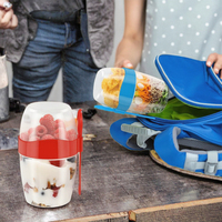 Conteneur de stockage alimentaire moderne en plastique écologique réutilisable et portable avec couvercle pour le petit-déjeuner, les fruits et les légumes