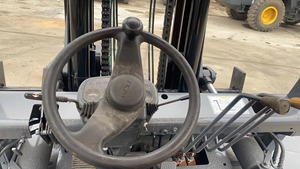 Chariot élévateur TCM FD100 d'occasion à faible nombre d'heures de fonctionnement, moteur diesel japonais, 10 tonnes, moteur à combustion interne, chariot élévateur TCM 10 tonnes - Product Image 4