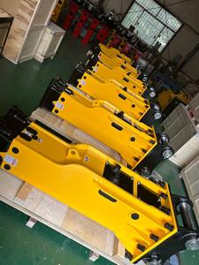 Brise-roche hydraulique TAEKKO à fonctionnement silencieux avec burin et pompe pour excavatrices de 16 à 21 tonnes - Product Image 2