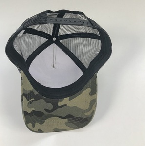 TPU Logo Camouflage Allover Printing 5 Panel Pre Curved Brim Mesh Snap Back Chapeaux de sport, Casquette de camion en gros Casquette en maille - Product Image 3