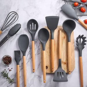 Silicone <b>Kitchenware</b> Set of 12 Non-Stick Pot and Shovel Soup Spoon Household Food Grade Utensils - Product Image 2