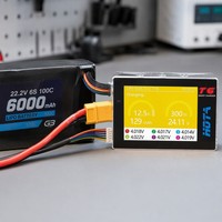 Chargeur intelligent HOTA T6, chargeur de batterie LiPo LiHV haute puissance 300W 1-6S pour drone FPV, voiture RC, bateau RC, modèle de loisir