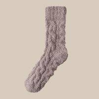 En stock, chaussettes chaudes, douillettes et moelleuses pour le couchage, couleur unie, logo personnalisé pour hommes, chaussettes pelucheuses, chaussettes à tube moyen