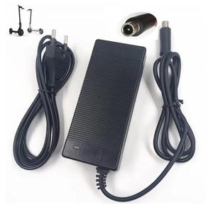 <span class=keywords><strong>Chargeur</strong></span> de scooter électrique 42V 2A RCA 8mm <span class=keywords><strong>pour</strong></span> Bird <span class=keywords><strong>pour</strong></span> Lime Lime-S Skip Spin <span class=keywords><strong>pour</strong></span> Xiaomi M365 <span class=keywords><strong>pour</strong></span> Segway F20 F25 F30 F40 D18 D28 D4 - Product Image 1