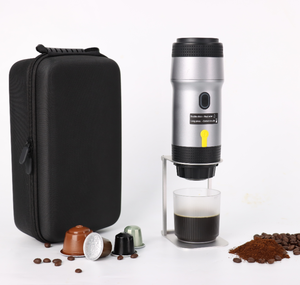 Machine à café à capsules de voyage, directement de l'usine, avec port de charge DC, machine à expresso électrique, étui de rangement pour l'aventure et le camping - Product Image 1