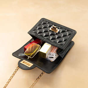 2025กระเป๋าถือพีวีซีผิวด้านใหม่สำหรับเด็กผู้หญิงกระเป๋าสะพายพาดลำตัวสุดหรูกระเป๋าถือขนาดเล็กสายโซ่น่ารักสำหรับเด็กวัยหัดเดินขายดี - Product Image 3