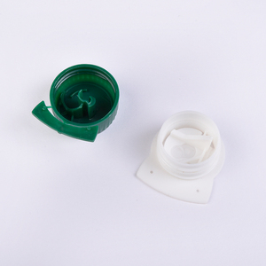 Lebensmittelechte Kunststoff-Schraubverschlüsse |   Kombi-Aseptische Getränkeverpackungsanlage für Brick-Packungen |   Inländischer & Export-Geschäftsbereich - Product Image 3