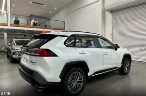 Autos Usados GAC <span class=keywords><strong>Toyota</strong></span> Wildlander 2023, Vehículo Usado, SUV Compacto 4x4, Edición Luxury PLUS, Gasolina 2.0L, Vehículos Usados - Product Image 3