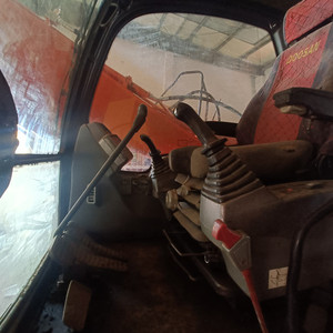 Excavadora de Ruedas Usada Doosan 220lc-7 DX140lc 150w 225lc 300lc 220lc con Bomba Hidráulica, Motor y Caja de Cambios en Estado de Funcionamiento, Disponible en Stock - Product Image 6