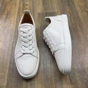 Chaussures de sport de haute qualité pour hommes et femmes avec semelles rouges antidérapantes. Chaussures de sport unisexes tendance - Product Image 5