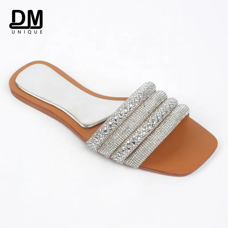 DM Sandales plates à strass pour femmes Dernières pantoufles pour dames Chaussures et sandales